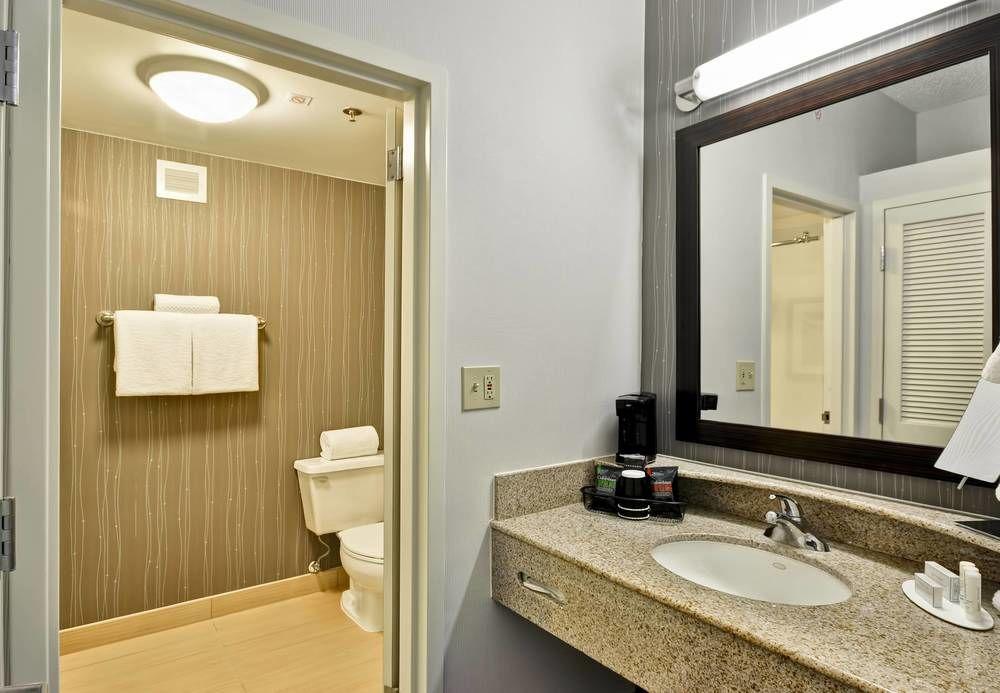 Courtyard Dallas Medical Market Center מראה חיצוני תמונה